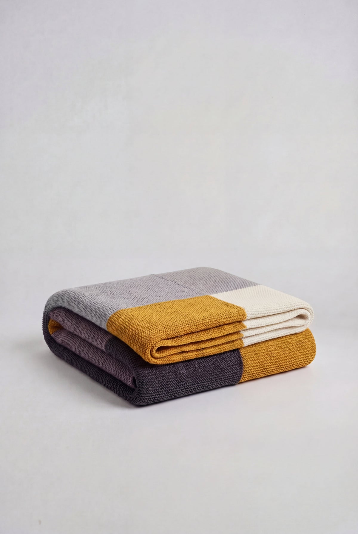 GAIAS Blanket & Throw