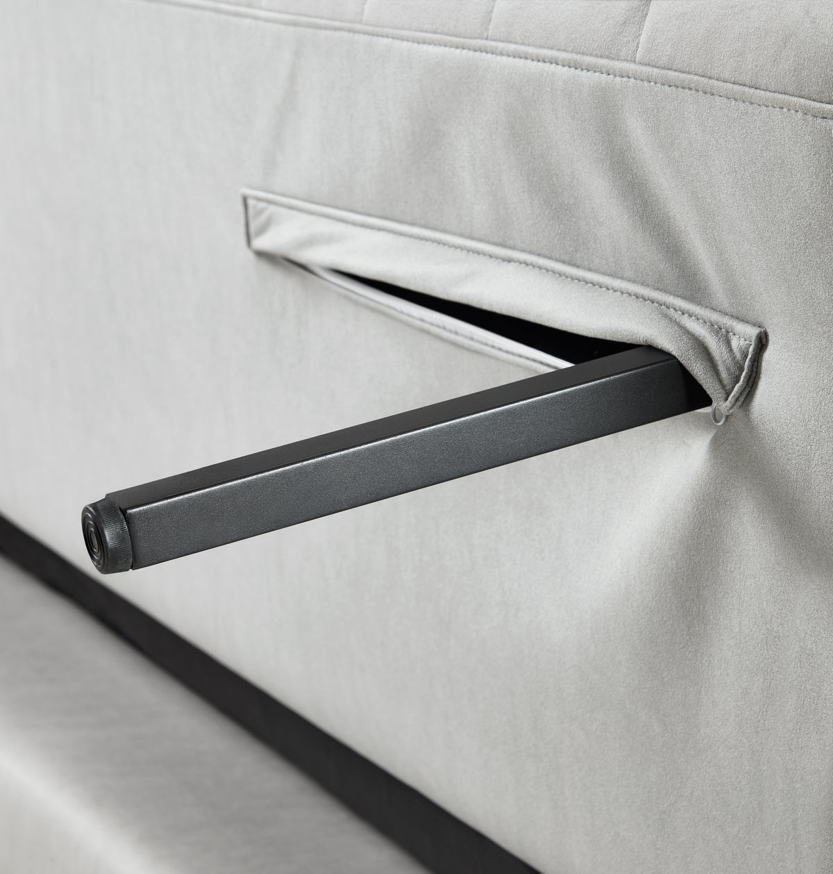 Birmingham Leathaire 3-Seater Sofabed (2.10m)