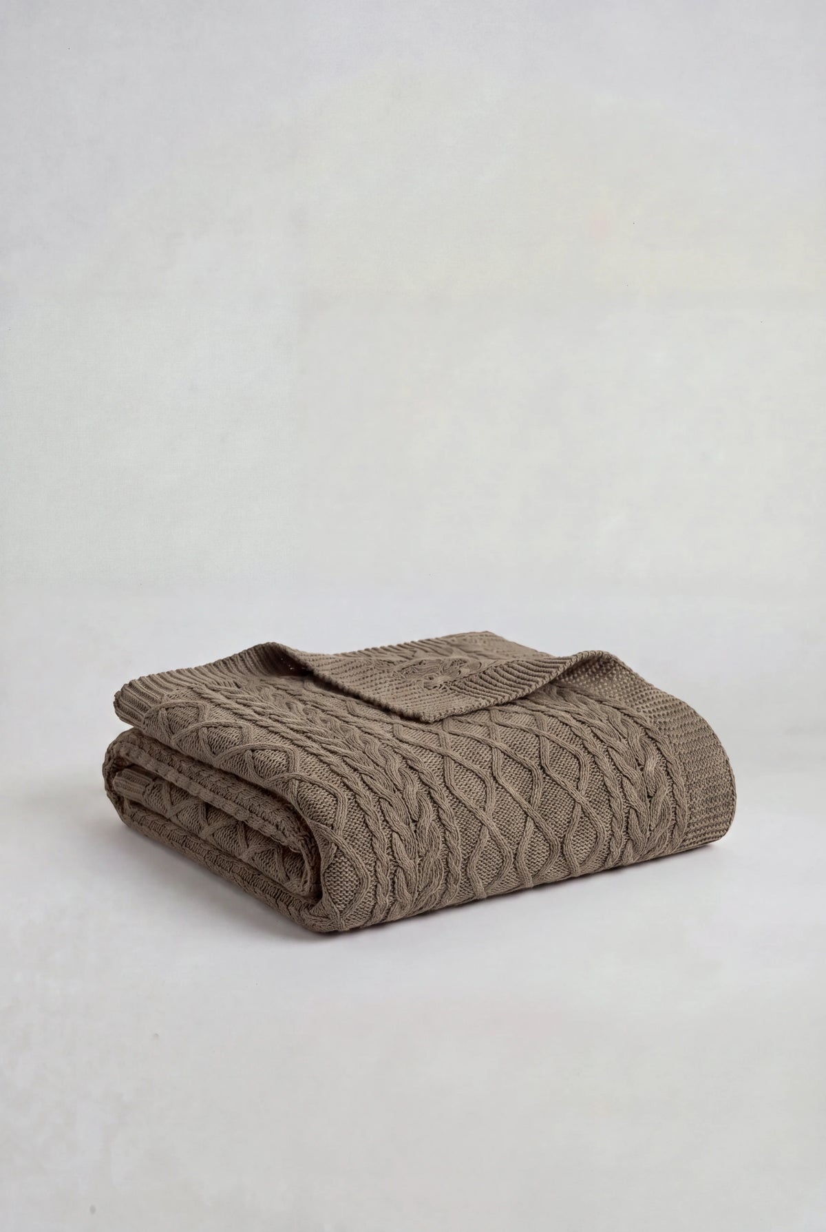 GAIAS Blanket & Throw