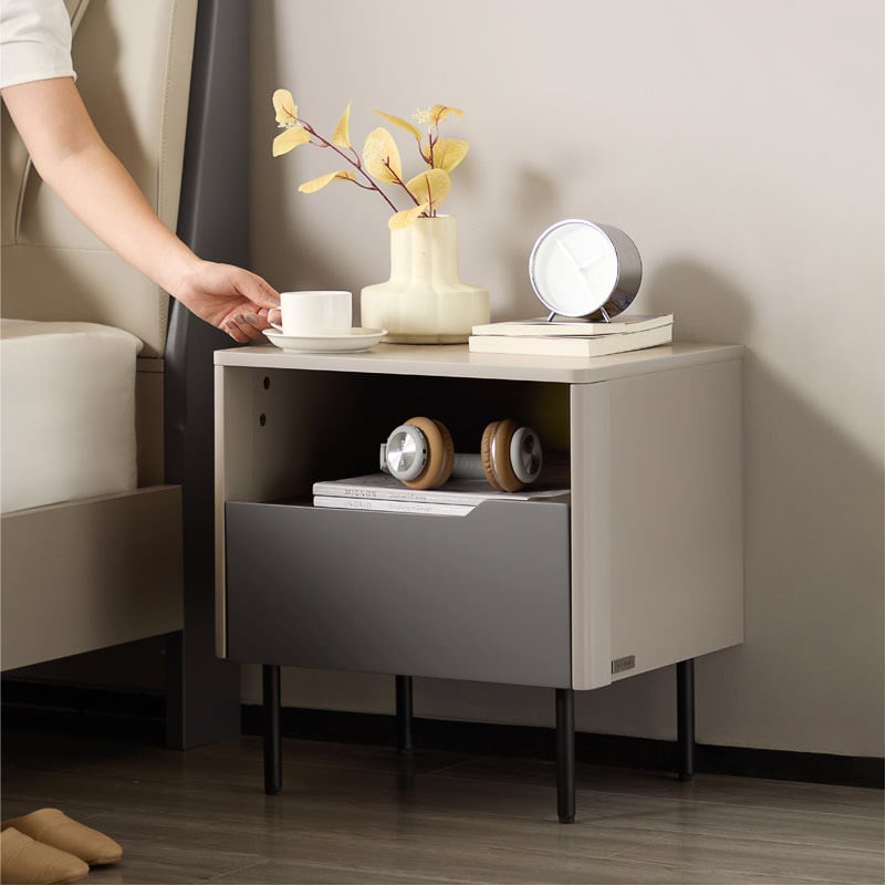 Yandi Bedside Table