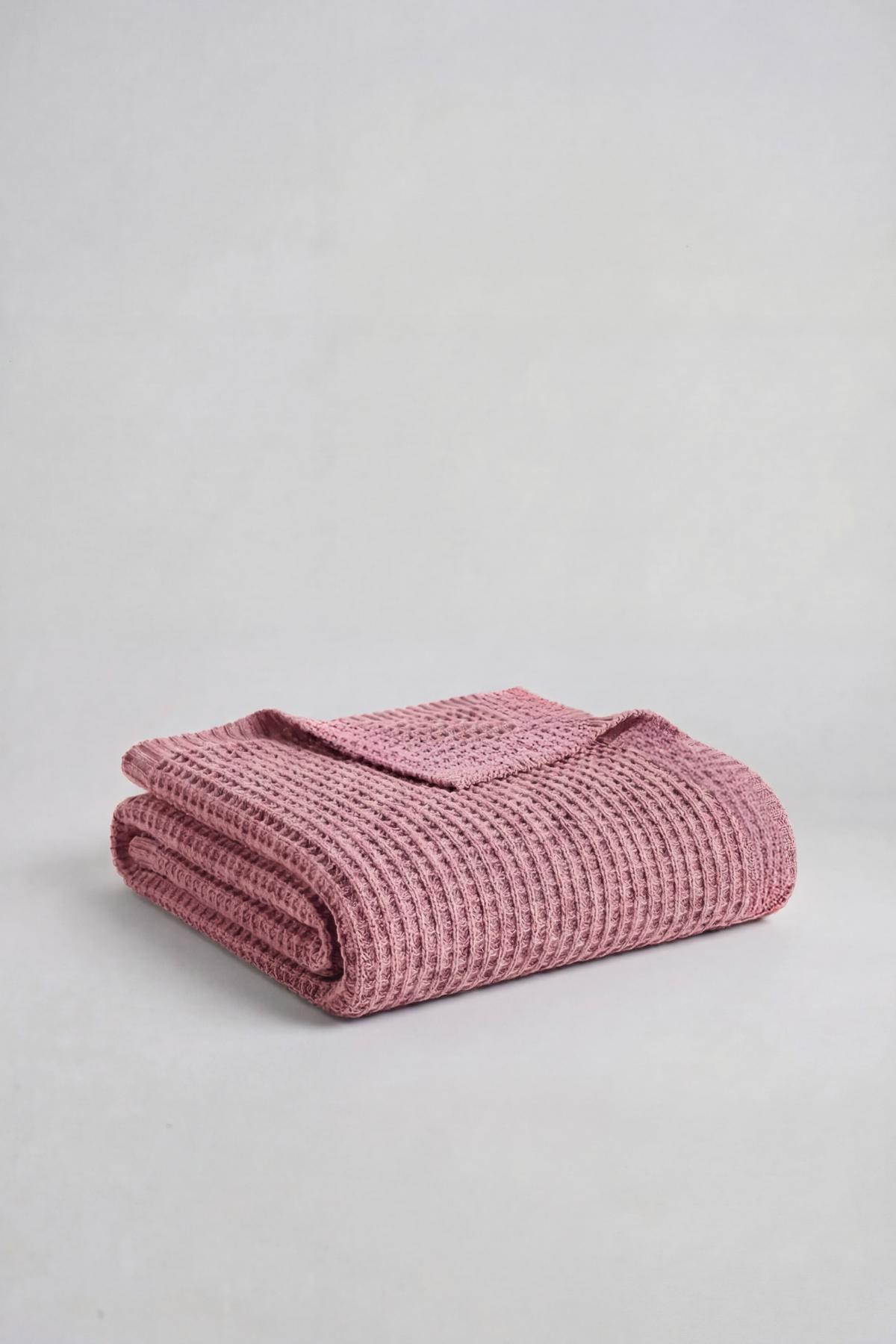 GAIAS Blanket & Throw