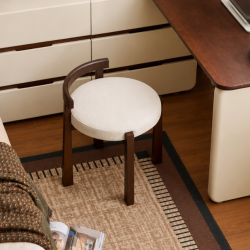 Raman Dressing Chair